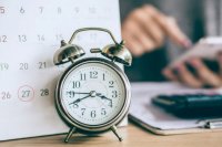 Календарь ЕНС: уведомления об исчисленных суммах налогов представляются не позднее 27 мая 